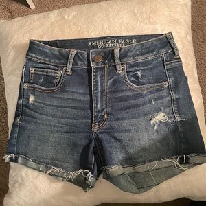 Mid rise American Eagle denim shorts